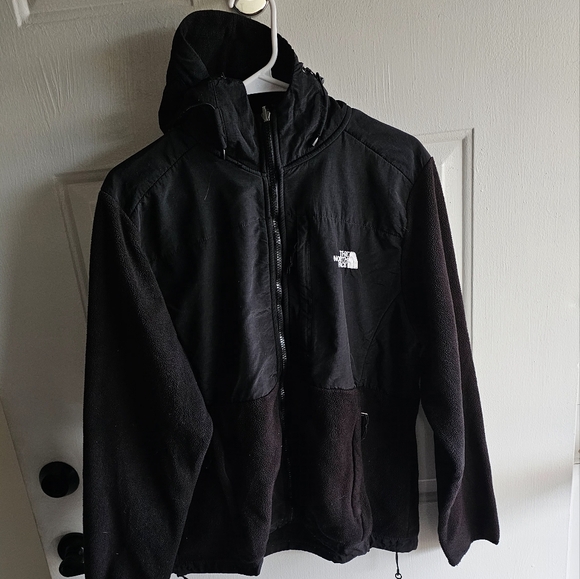 The Northface Denali hooded jacket size xlarge Look At All Pics Before Purchase. - Picture 12 of 14